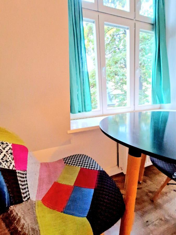 C M Park Apartment *